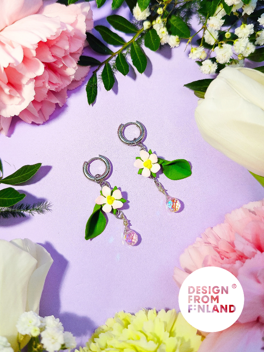 Keskikes&auml;n kaunotar -korvakorut - pieni